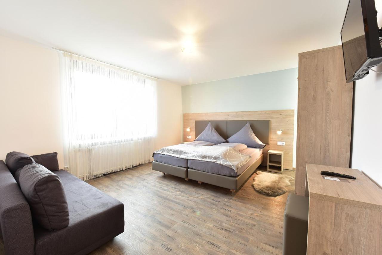 1A Gaestehaus Am Hafen Nürnberg Dış mekan fotoğraf